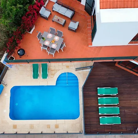 Ferienhaus Vivenda Da Esquina - Pool & Sea View By Lovelystay