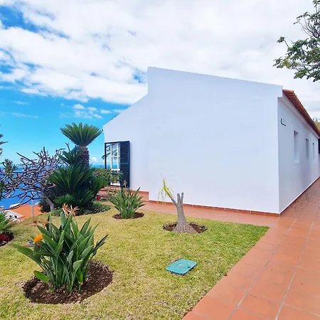 Ferienhaus Vivenda Da Esquina - Pool & Sea View By Lovelystay *