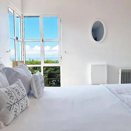 Ferienhaus Vivenda Da Esquina - Pool & Sea View By Lovelystay